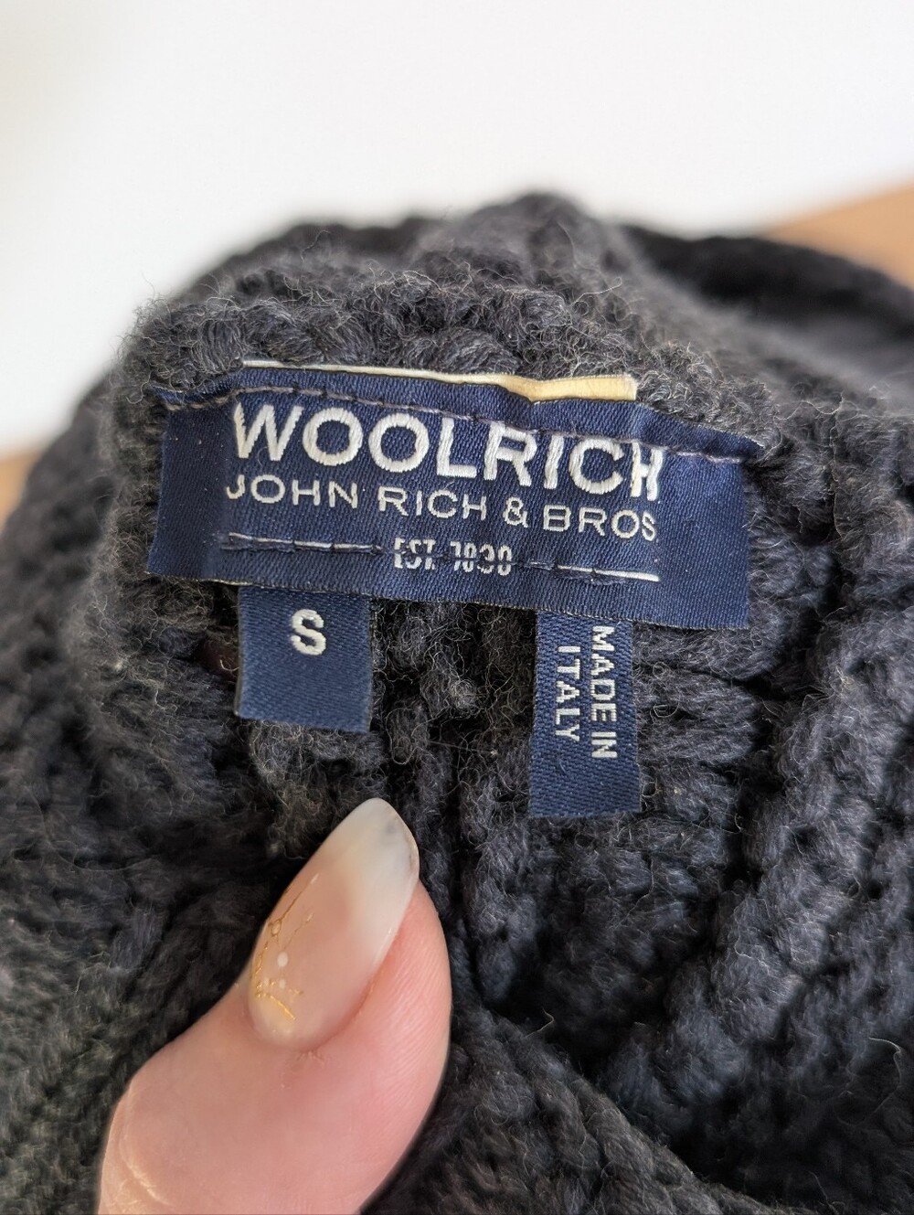 Woolrich John Rich & Bros. Knit Wool Hat w Real Fur Pom, Made In Italy - Picture 7 of 9
